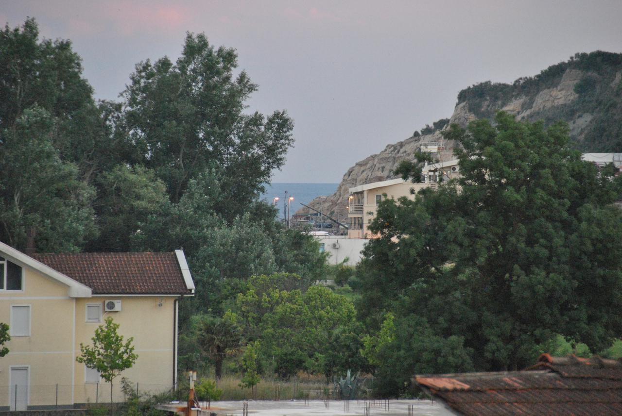 Haamel Apartment Ulcinj Eksteriør billede